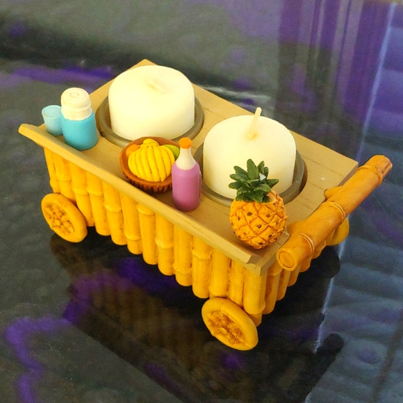 YANKEE CANDLE TIKI BAR TEALIGHT CANDLE HOLDER - Picture 4 of 9